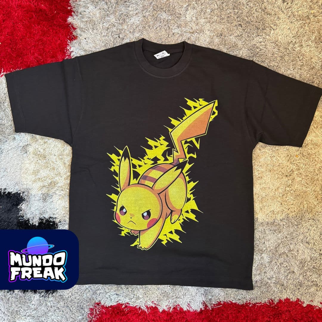 Franela Pokemon Pikachu negra